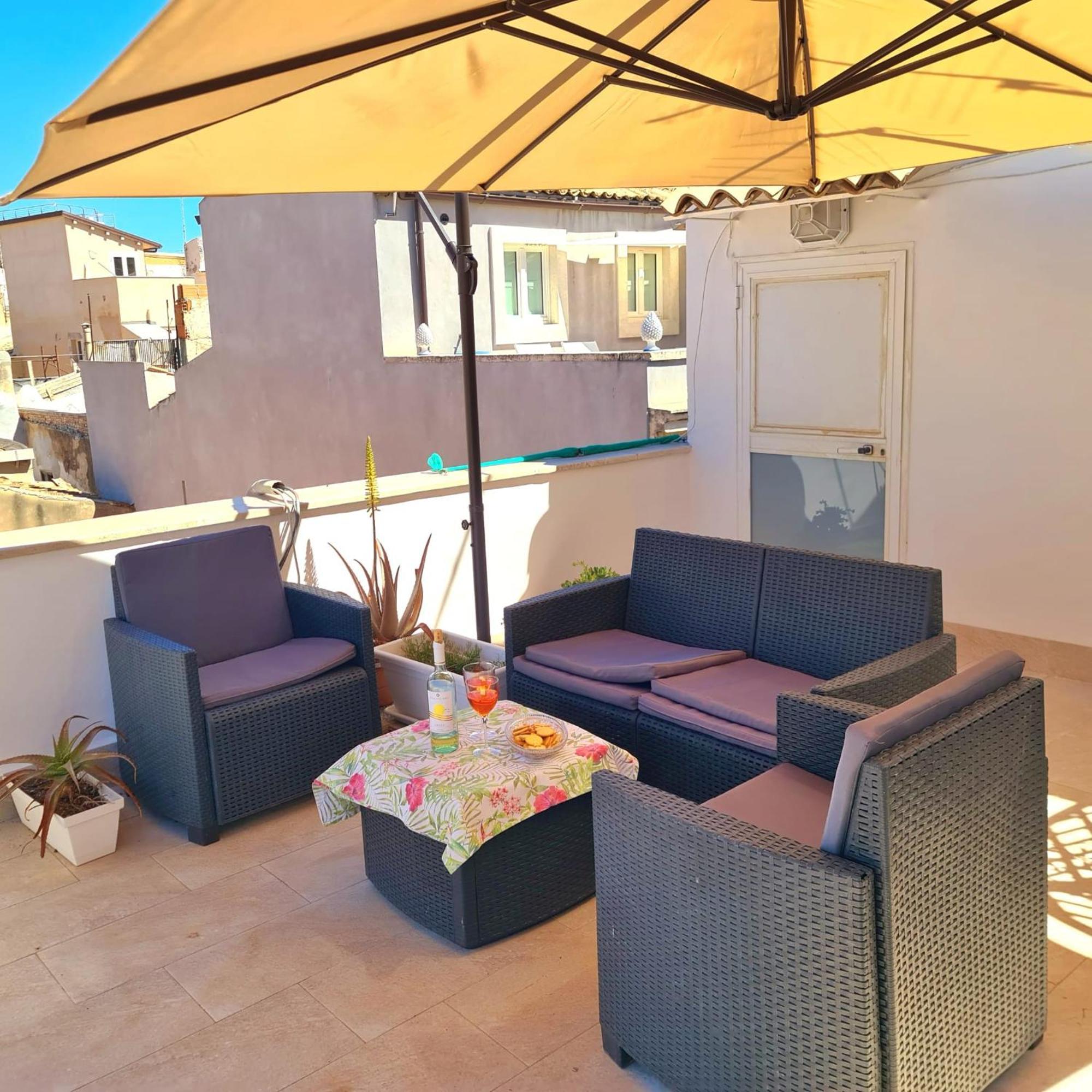 דירות סירקוזה Casa Daphne Di Ortigia מראה חיצוני תמונה