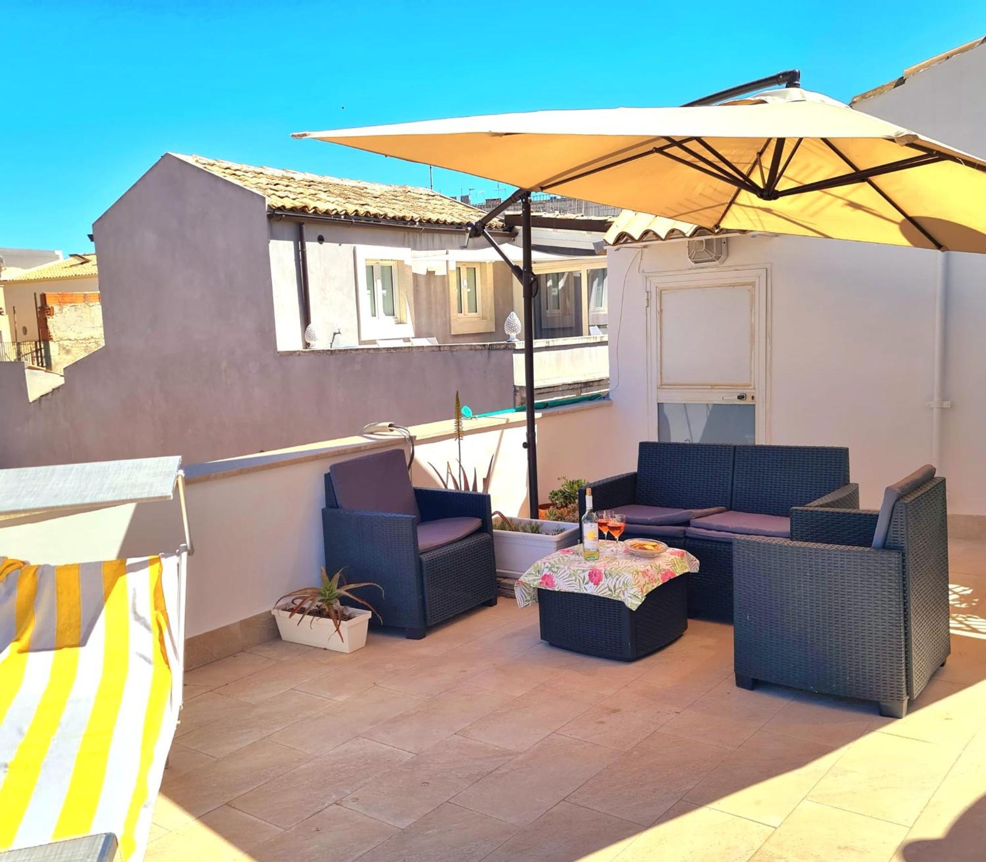 דירות סירקוזה Casa Daphne Di Ortigia מראה חיצוני תמונה